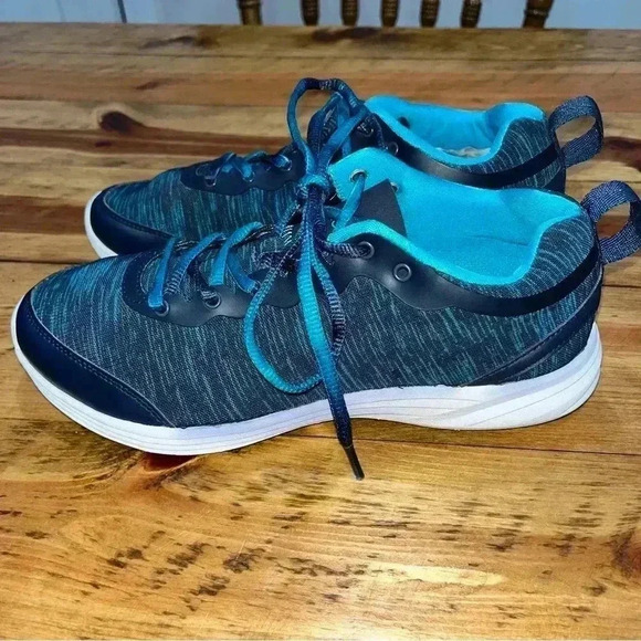 Vionic Comfort running/walking shoe blue/ black colorway - Picture 2 of 13